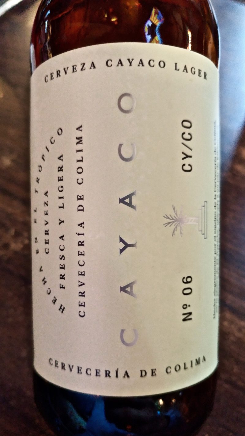 Etiqueta de cerveza Cayaco