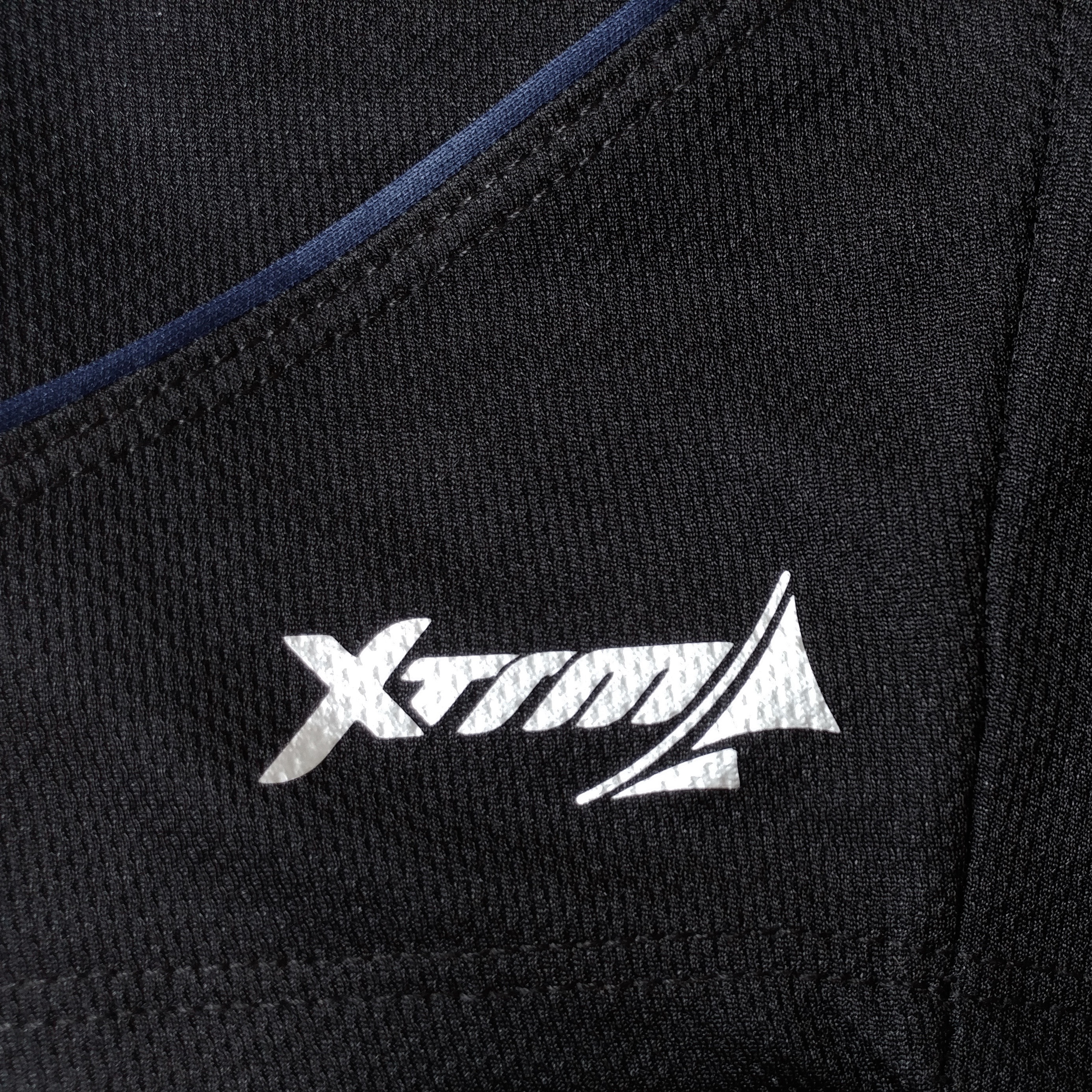SHORT F50 Holand Negro Azul Marino z Tela 2 Short deportivo hombre. Negro Azul Marino. Ropa deportiva hombre. Tienda para hombres.