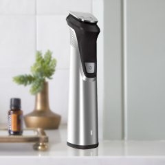 Philips Multigroom Series 7000 MG7745/15 Rasuradora eléctrica Recortadora Todo en uno